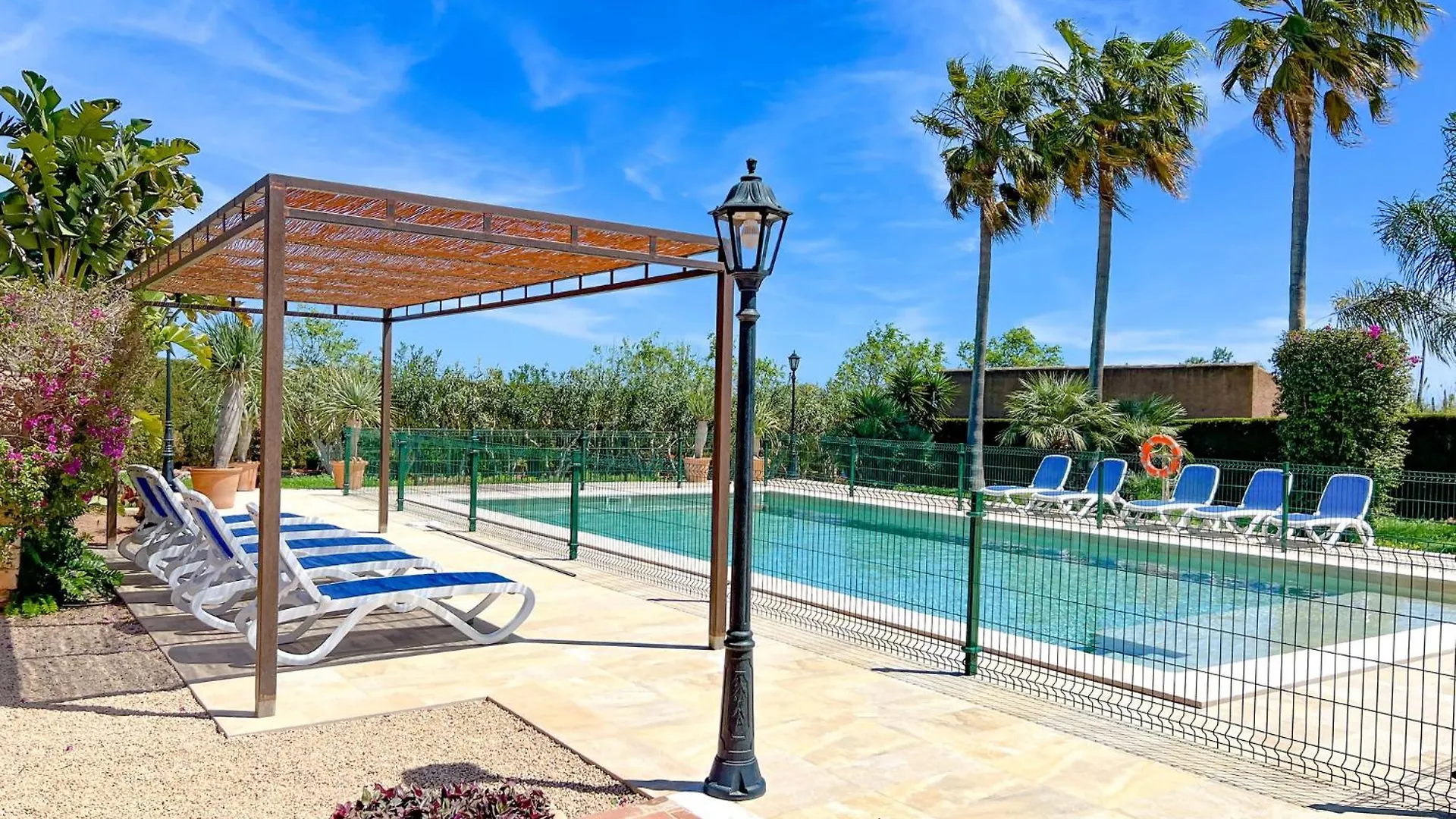Villa Para 10 Personas Con Bbq, Piscina Y Terraza S'Horta Alpesi faház